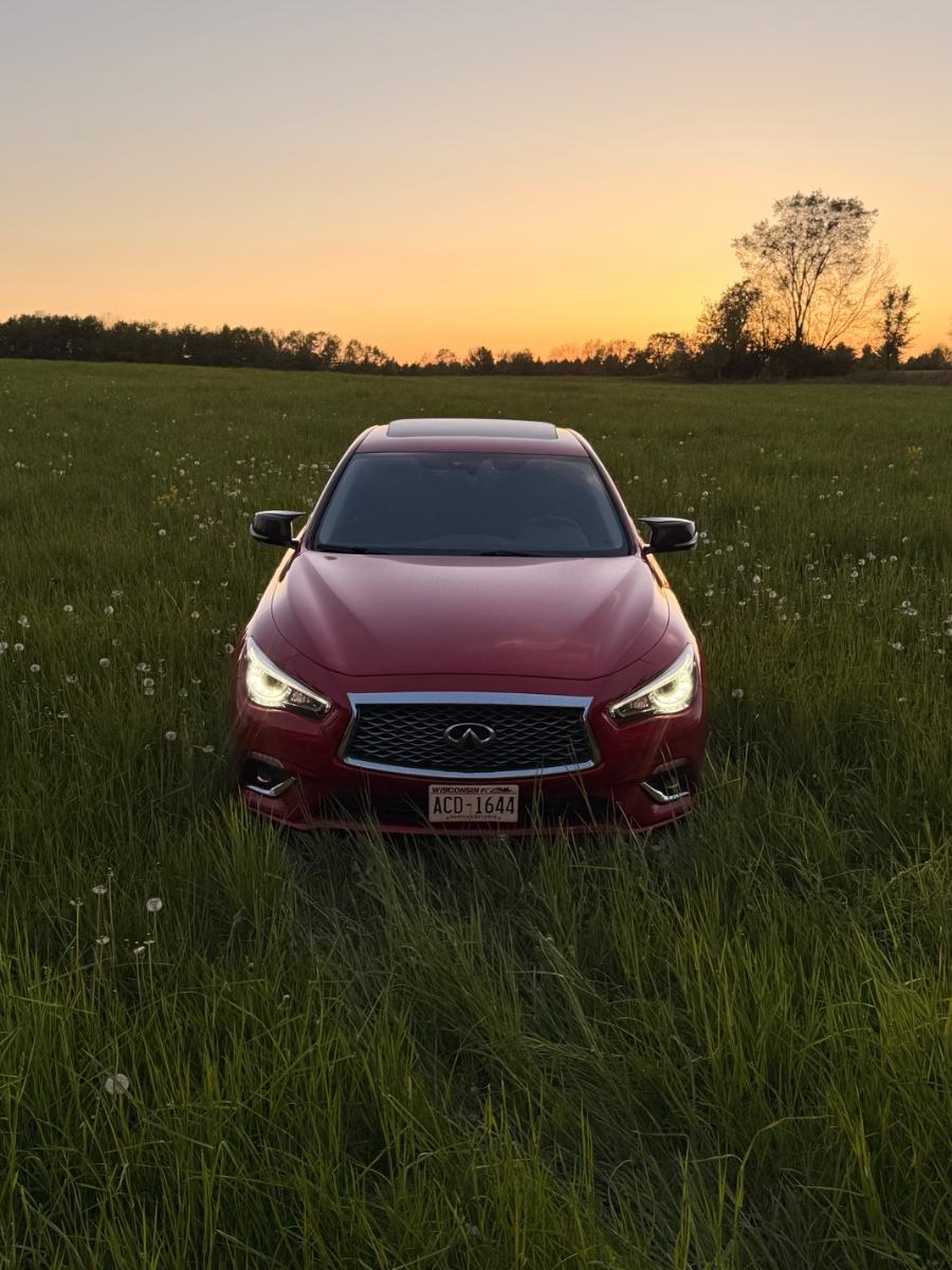 2022 Infiniti Q50 Luxe build card